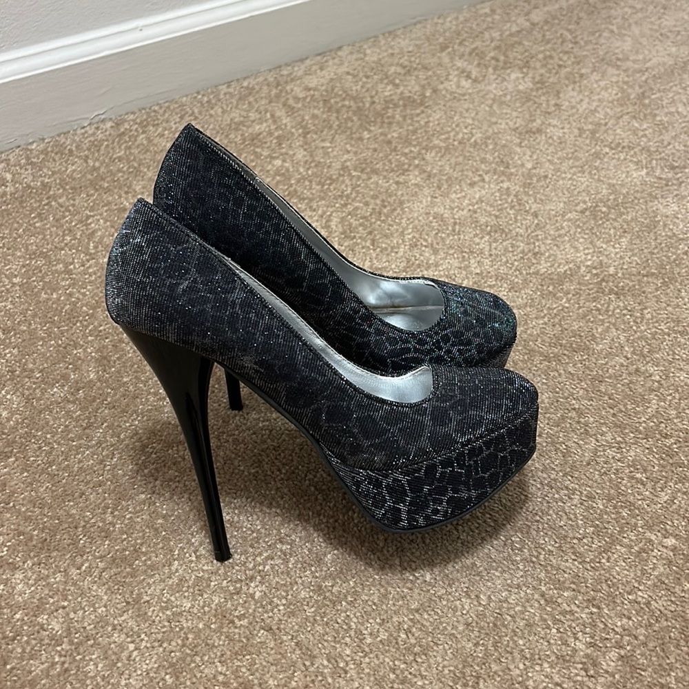 Diva heels